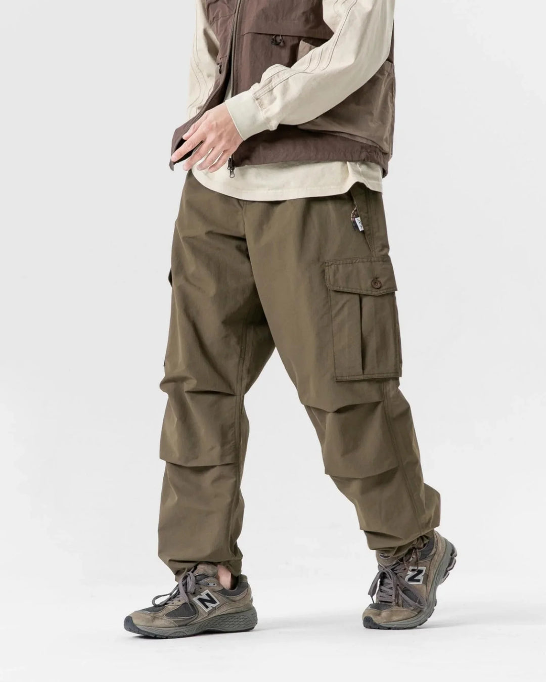 BLACKARMADA Unisex Parachute Cargo Pants ¨CQuick Dry Joggers Lightweight Waterproof Baggy Hiking & Work Pants for Men & Women