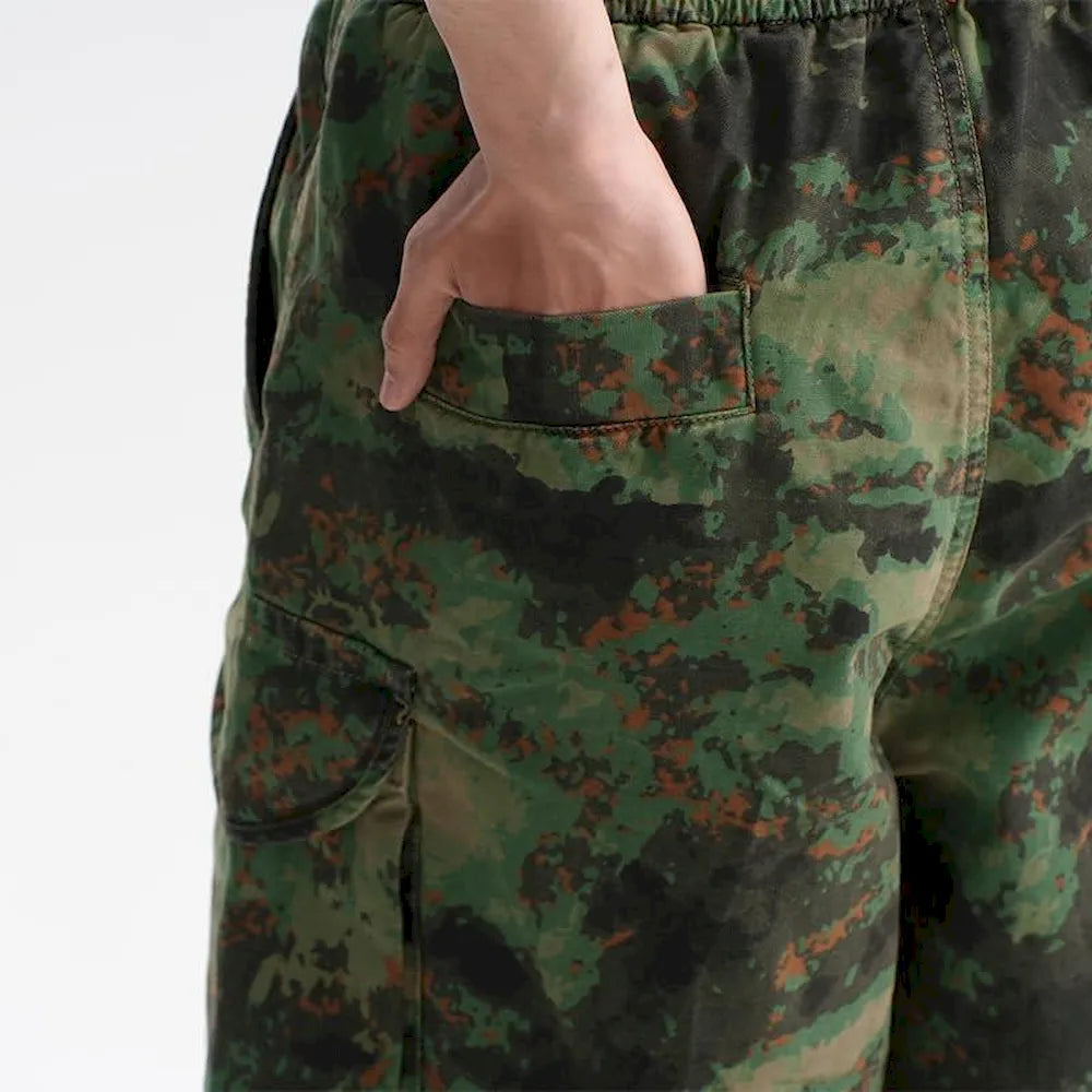 BLACKARMADA Unisex Oversized Camo Cargo Shorts – Streetwear for Men & Women