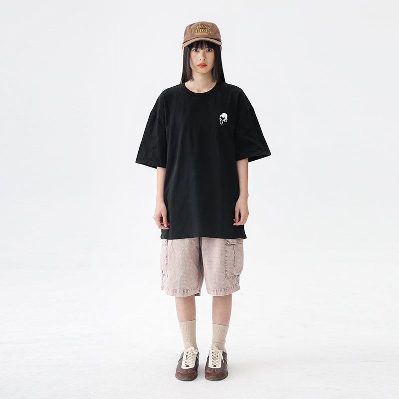 BLACKARMADA Unisex Graphic T-Shirt - Retro Hand Design, Lightweight & Breathable