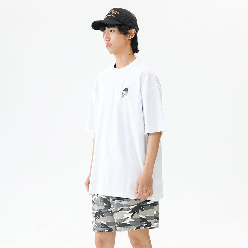 BLACKARMADA Unisex Graphic T-Shirt - Retro Hand Design, Lightweight & Breathable