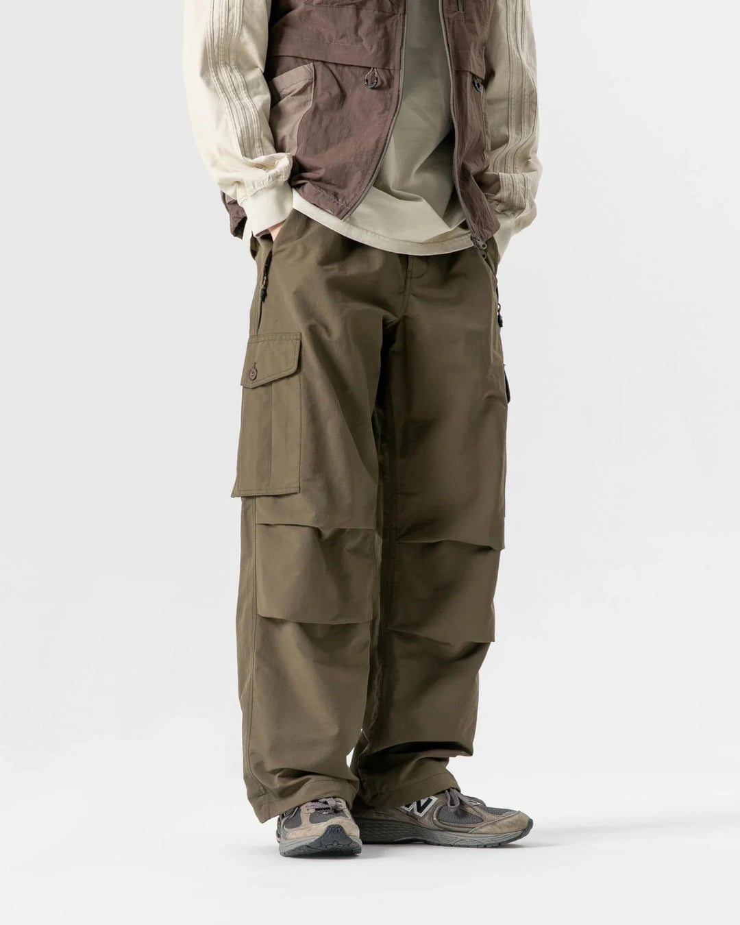 BLACKARMADA Unisex Parachute Cargo Pants ¨CQuick Dry Joggers Lightweight Waterproof Baggy Hiking & Work Pants for Men & Women
