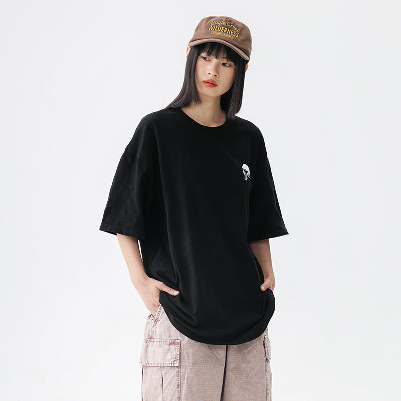 BLACKARMADA Unisex Graphic T-Shirt - Retro Hand Design, Lightweight & Breathable