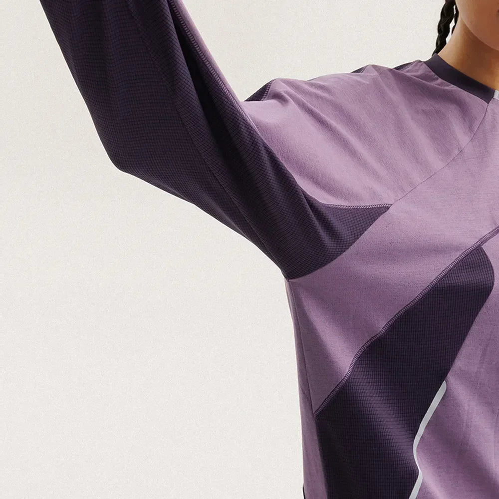 BLACKARMADA Unisex Lightweight Long Sleeve Workout Shirt, Quick Dry Running Cycling Top with Thumb Holes & Reflective Design Dark Purple
