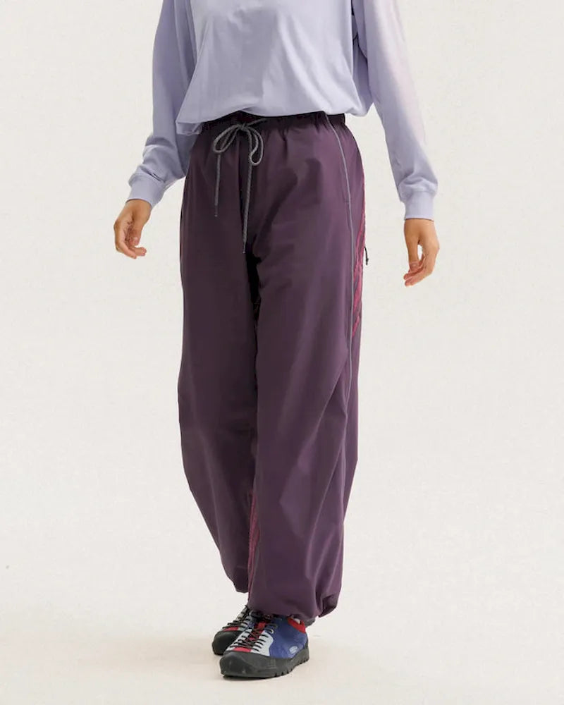 BLACKARMADA Lightweight Sports Pants | Quick-Dry, Waterproof Joggers for Men & Women