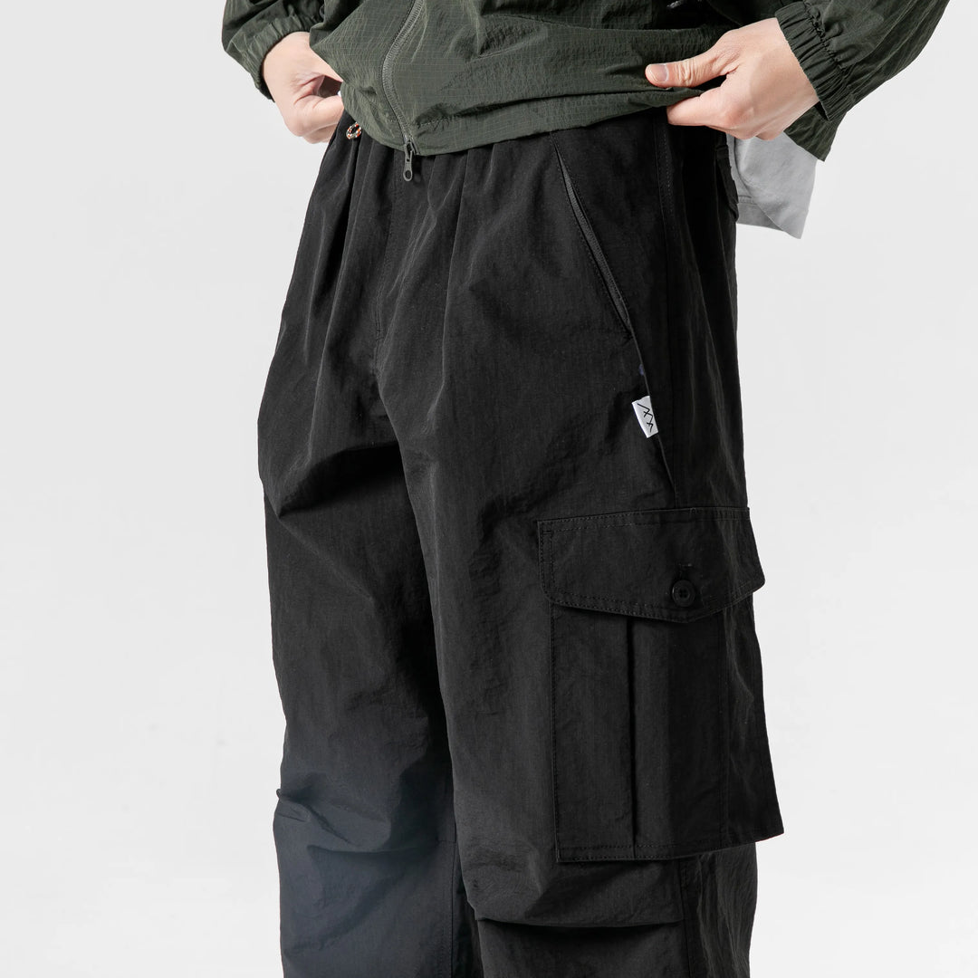 BLACKARMADA Unisex Parachute Cargo Pants ¨CQuick Dry Joggers Lightweight Waterproof Baggy Hiking & Work Pants for Men & Women