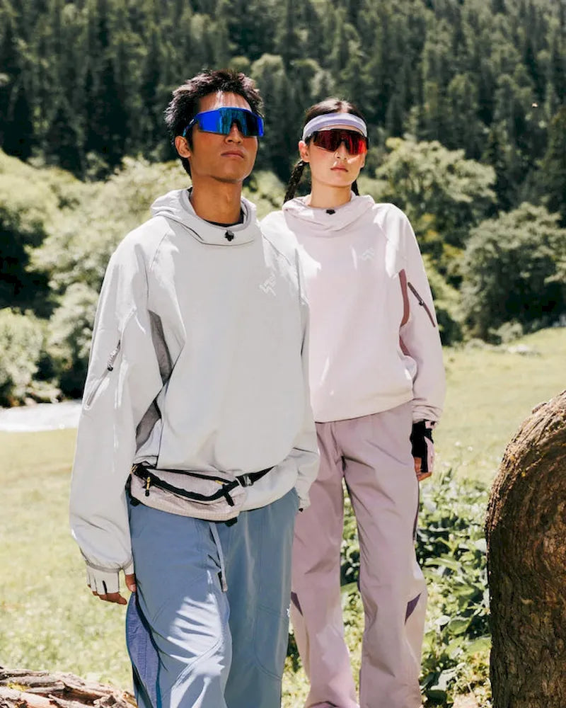 BLACKARMADA Unisex Ultralight Quick Dry Hoodie | Sun Protection & Reflective Pullover