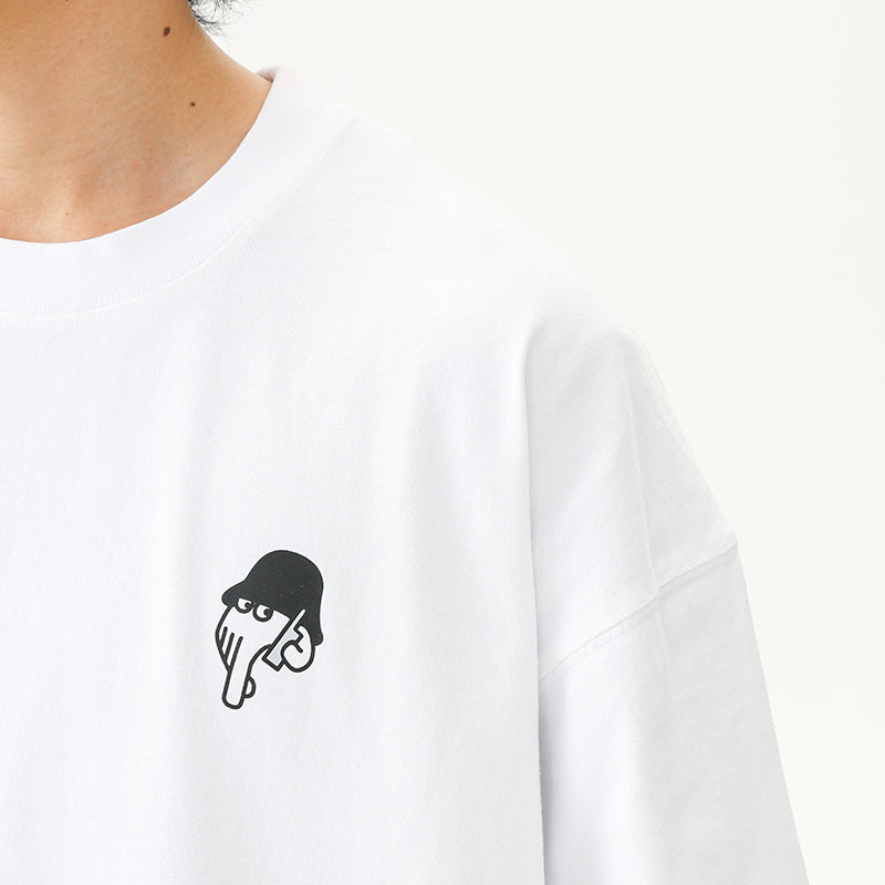 BLACKARMADA Unisex Graphic T-Shirt - Retro Hand Design, Lightweight & Breathable