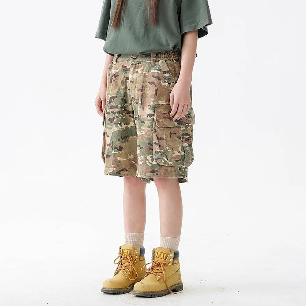 BLACKARMADA Unisex Camo Cargo Oversized Shorts – Multi-Pocket Baggy Outdoor Work Shorts